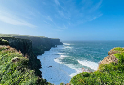 Spektakulær utsikt over County Kerry's Cliffs of Moher i Ireland. Foto.